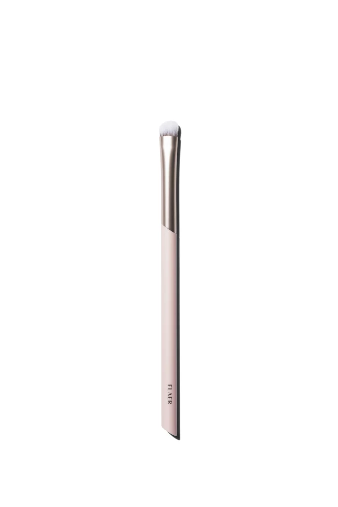 FLAER - 210 Detailed Concealer Brush på KICKS.se