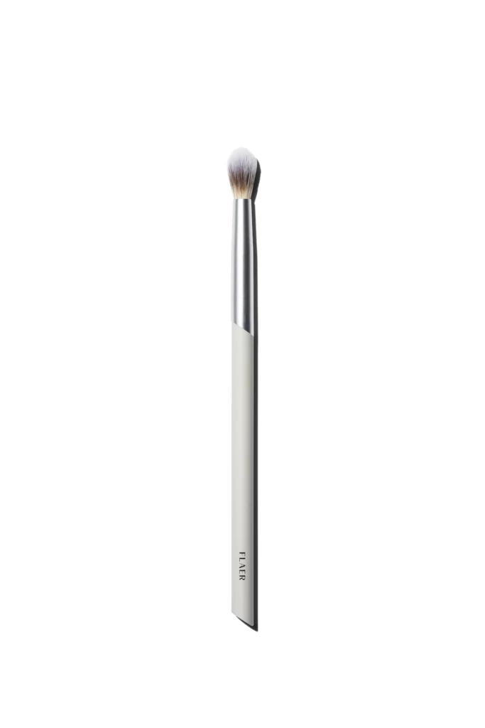 FLAER - 301 Tapered Blending Brush på KICKS.se