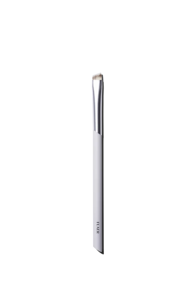 FLAER - 406 Angled Brow Brush på KICKS.no